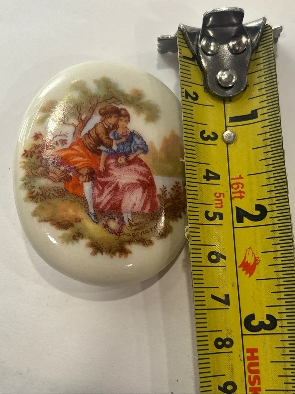 Vintage Porcelain Fragonard Courting Couple‎ Brooch Pin Victorian Style 2.5”